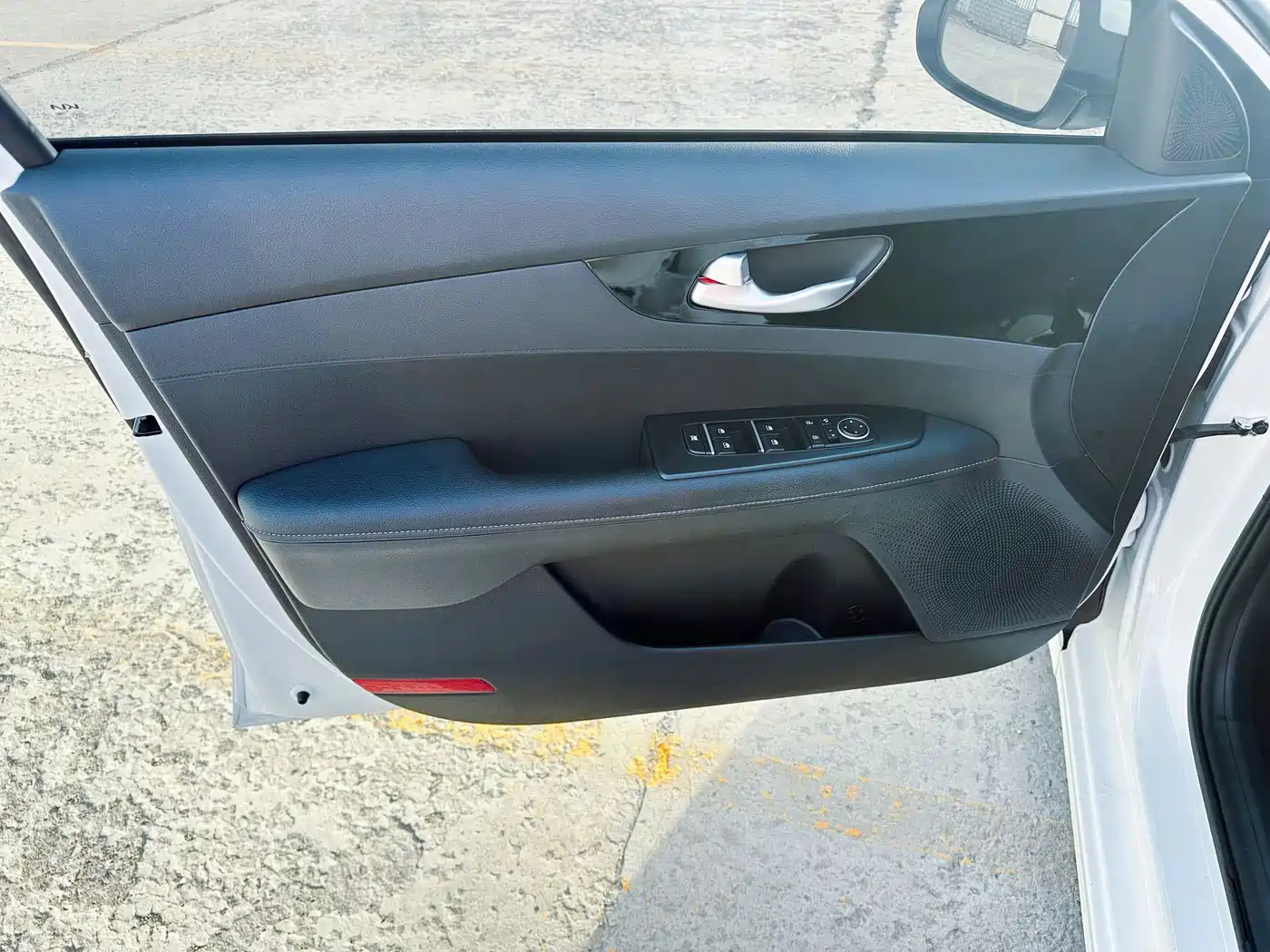 Kia K3 2021 1.5L CVT Fashion Edition фото 16