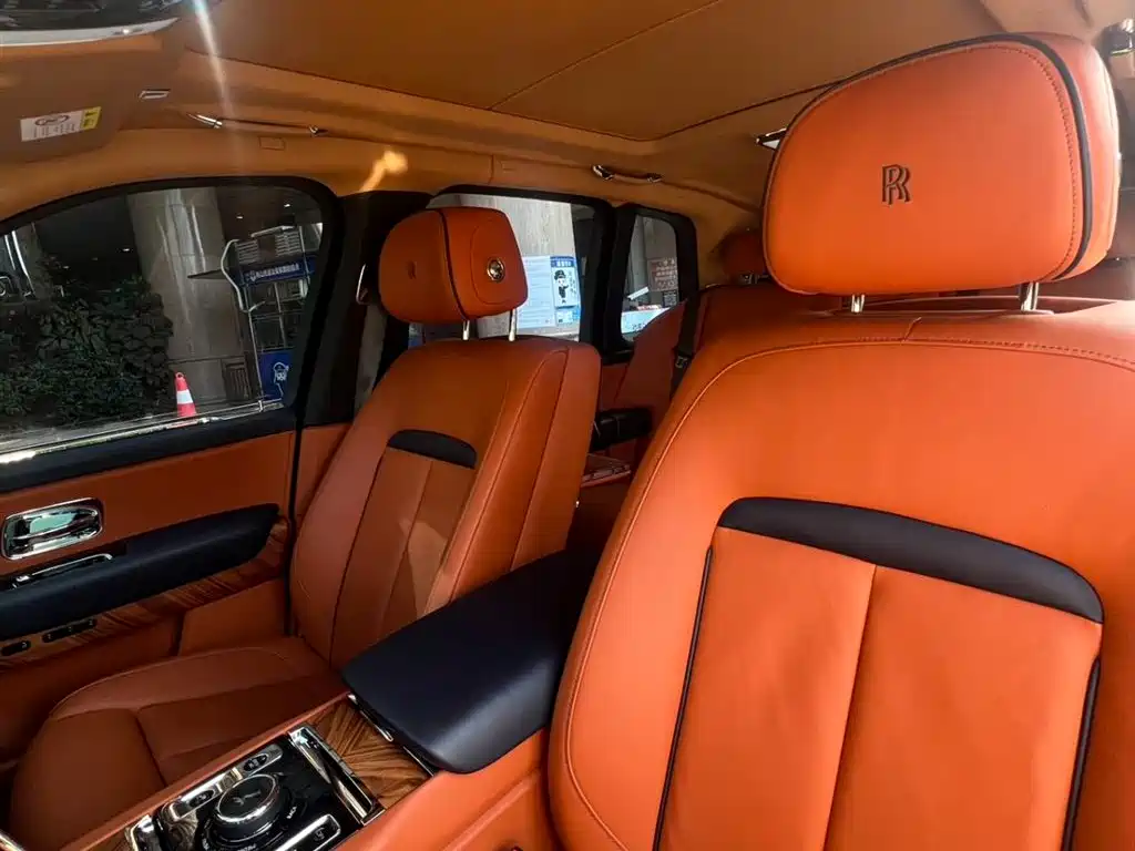 Rolls-Royce Cullinan 2020 2018 5-Seater Version