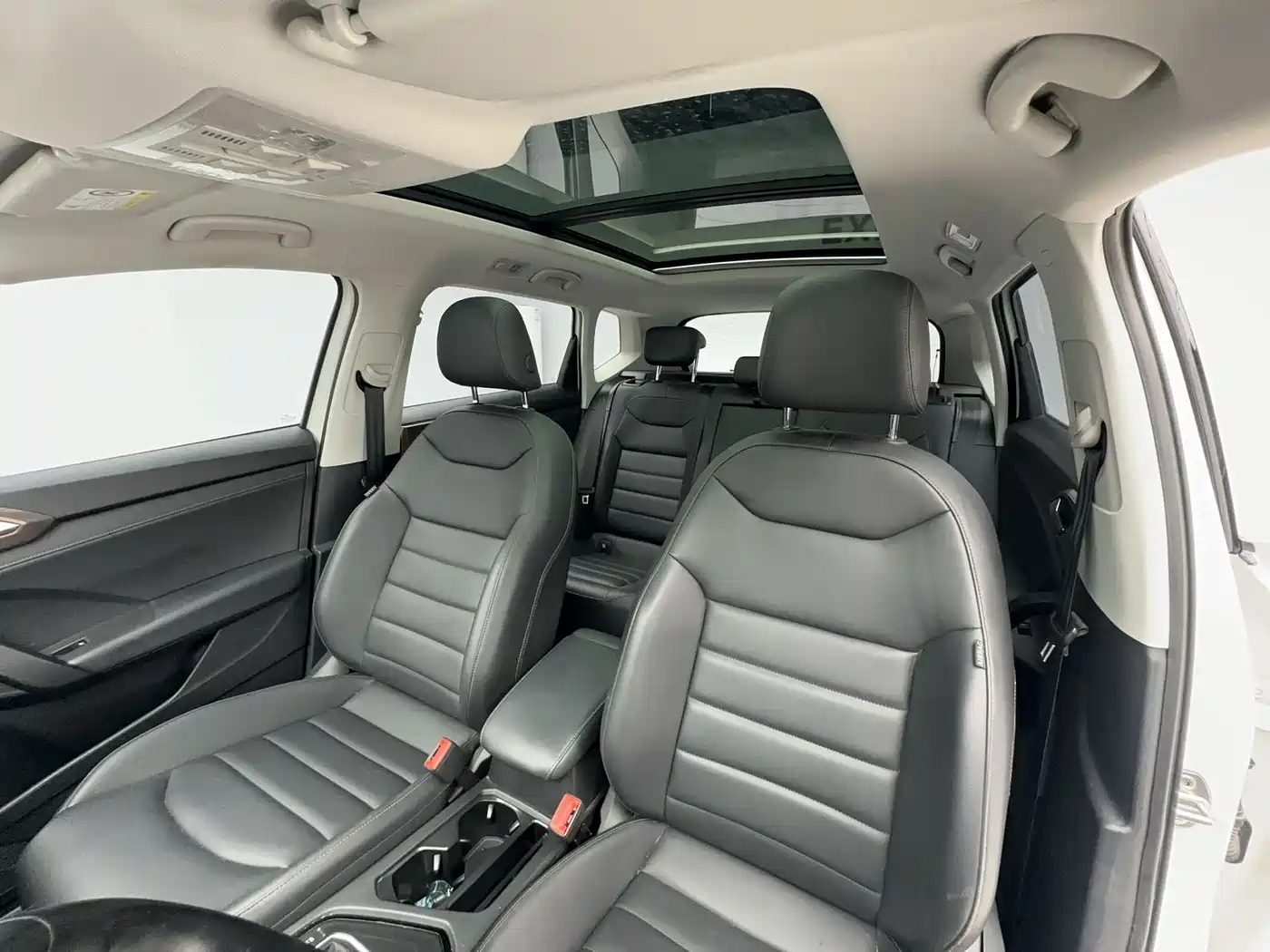 Volkswagen Tharu 2021 Model 280TSI 2WD Comfort Edition фото 16