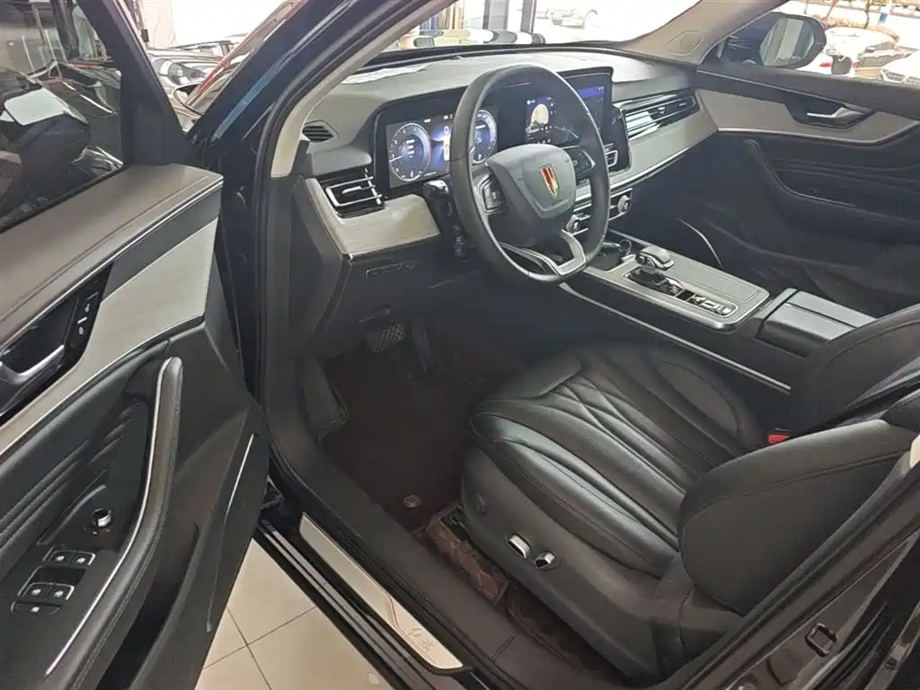 Hongqi HS5 2025 2.0T 2WD 600,000 Units Commemorative Edition фото 16