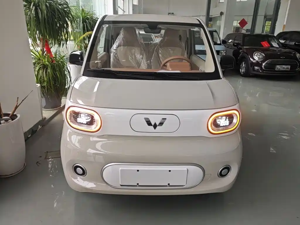Wuling Motors Hongguang MINIEV 2026 2024 3rd Generation 215km Youth Edition