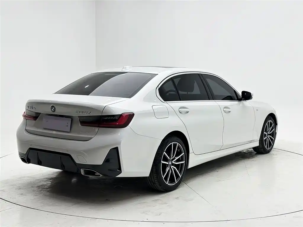 BMW 3 Series 2023 320Li M Sport Package фото 6