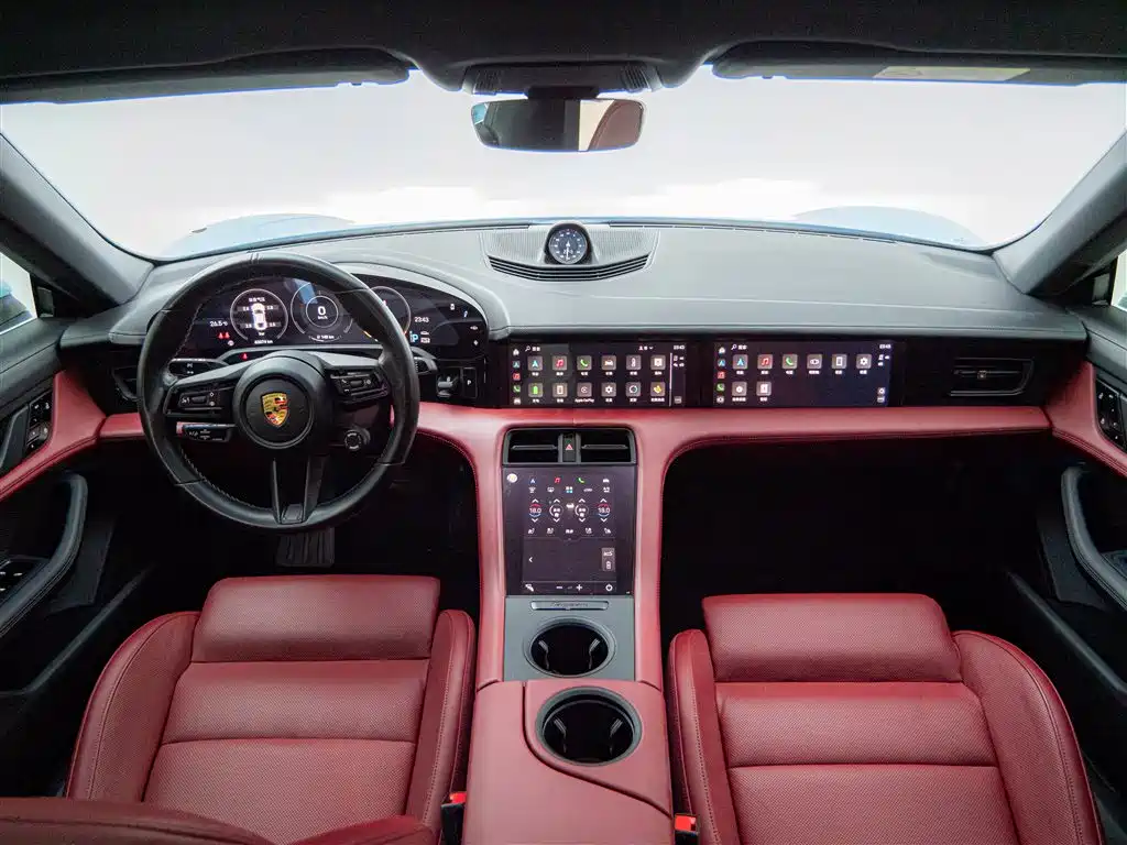Porsche Taycan 2020 Taycan фото 20