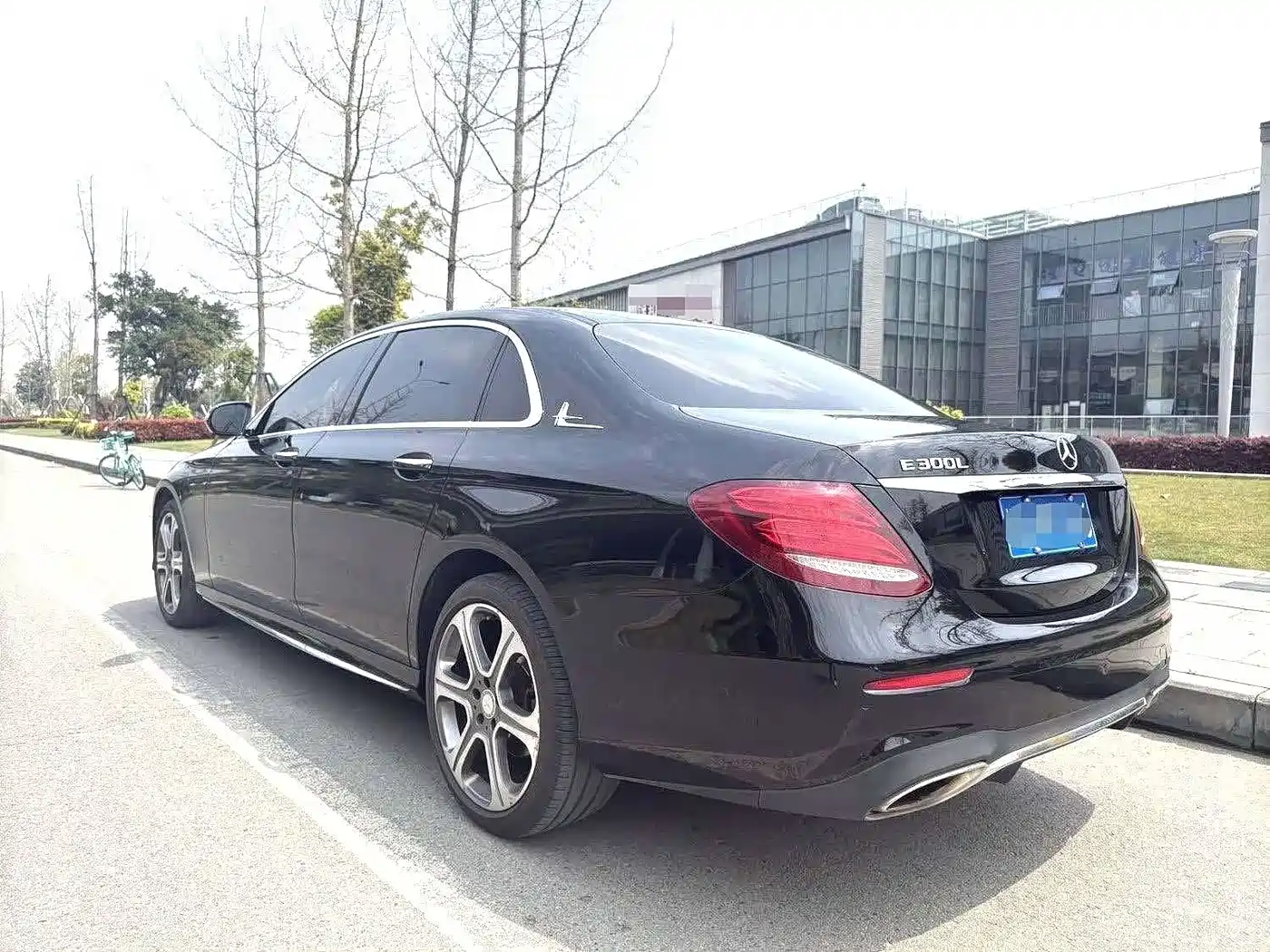 Mercedes-Benz E-Class 2017 E 300 L Sport Luxury фото 10