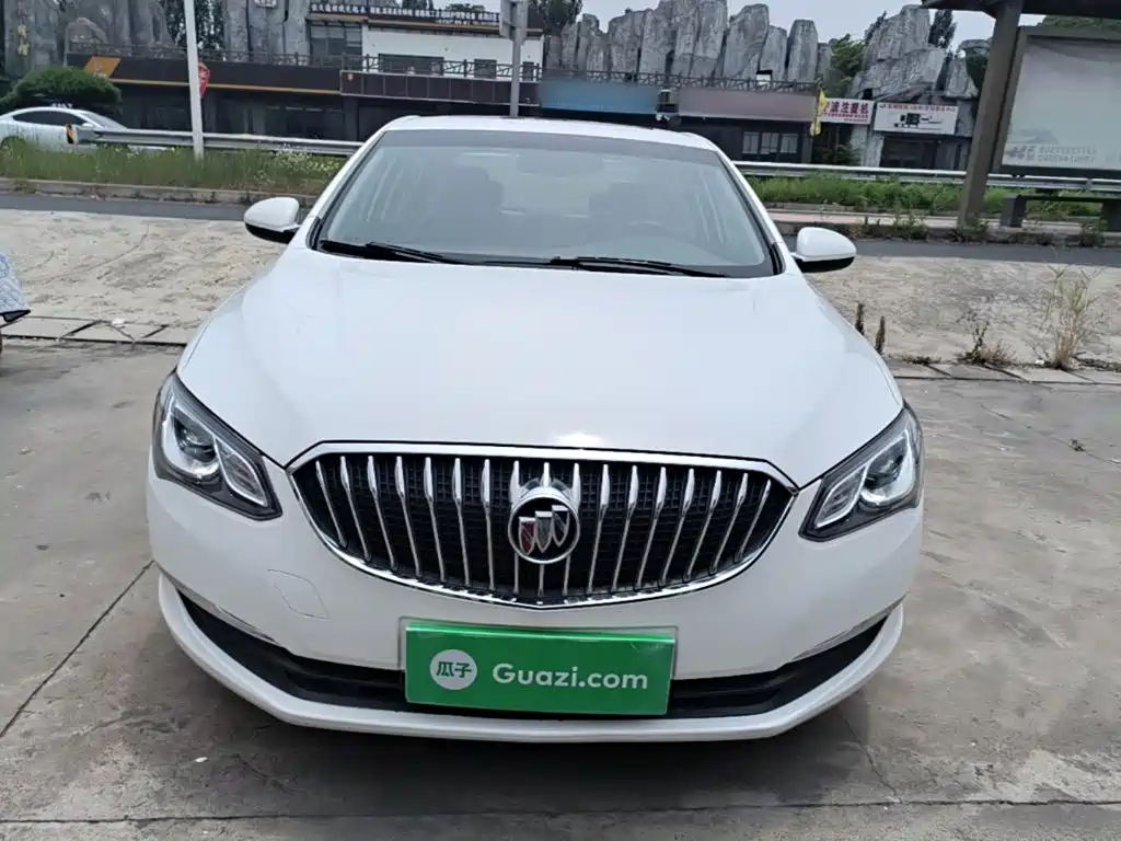 صورة 3 - Buick Excelle