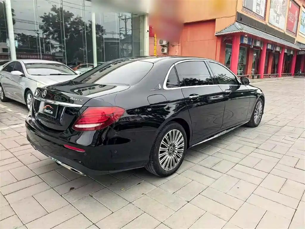 Mercedes-Benz E-Class 2018 E 200 L Sport 4MATIC фото 12