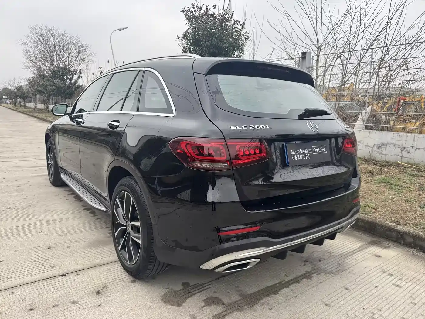 MERCEDES-BENZ GLC
