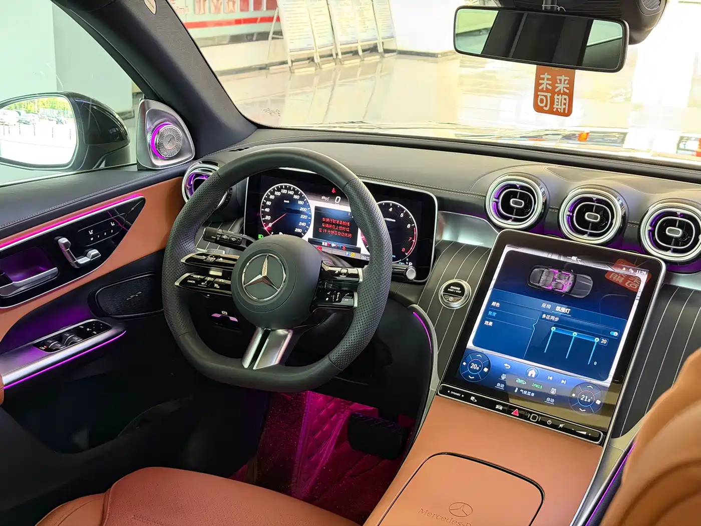 Mercedes-Benz GLC 2024 Facelift GLC 260 L 4MATIC Luxury 5-seater фото 4