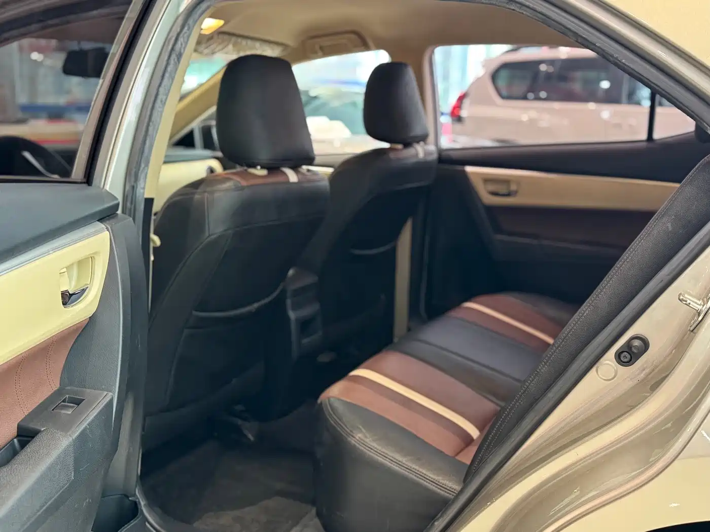 Toyota Corolla 2017 Facelift 1.2T S-CVT GL фото 11