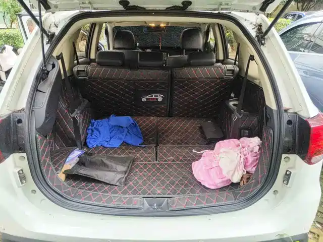 Mitsubishi Outlander 2019 2.4L 4WD Deluxe Edition 7-seater China V — фото 5