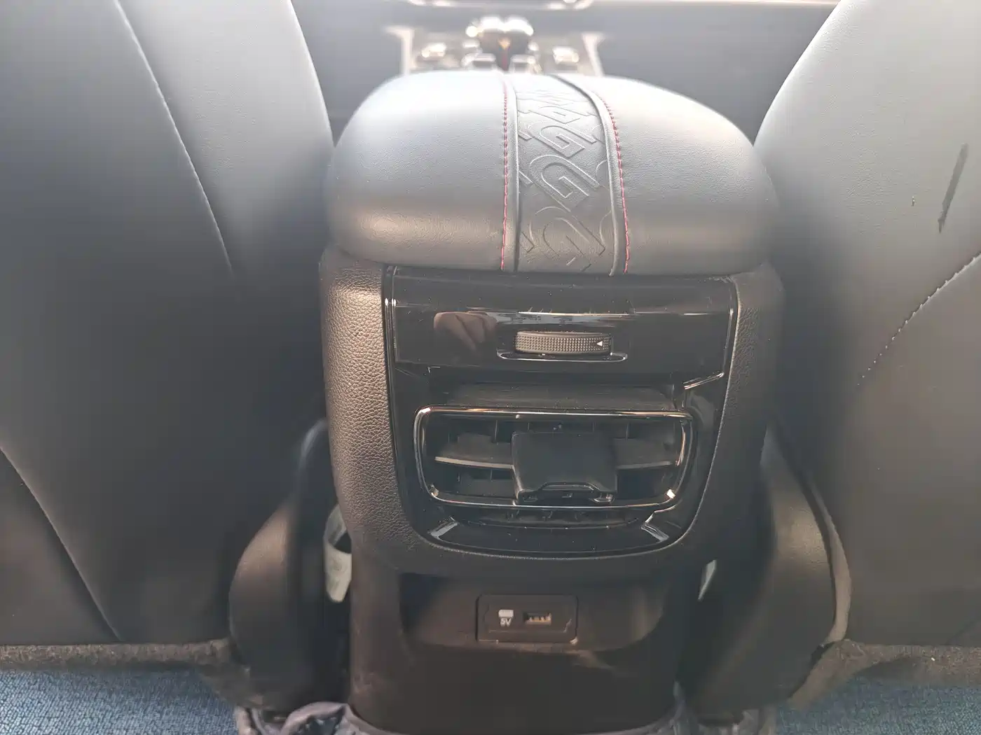 GAC Trumpchi Trumpchi Emkoo 2021 270T DCT J16 Edition фото 10
