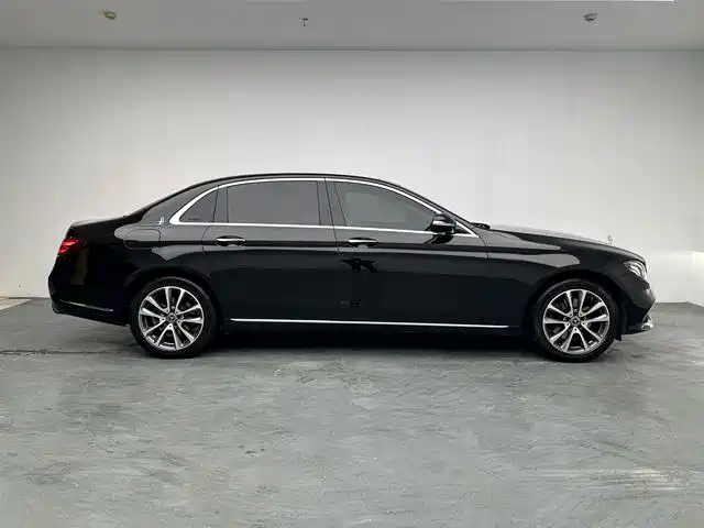Mercedes-Benz E-Class 2019 E 260 L фото 7