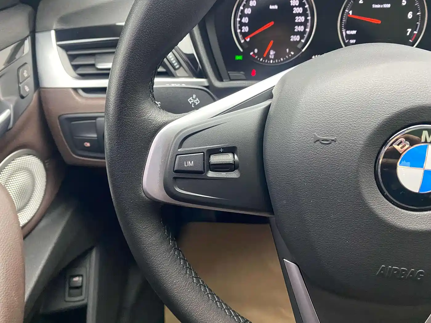 BMW X1 2021 sDrive20Li Fashion фото 29