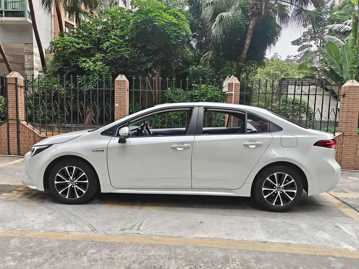 Toyota Levin 2023 Smart Hybrid 1.8L Luxury фото 7