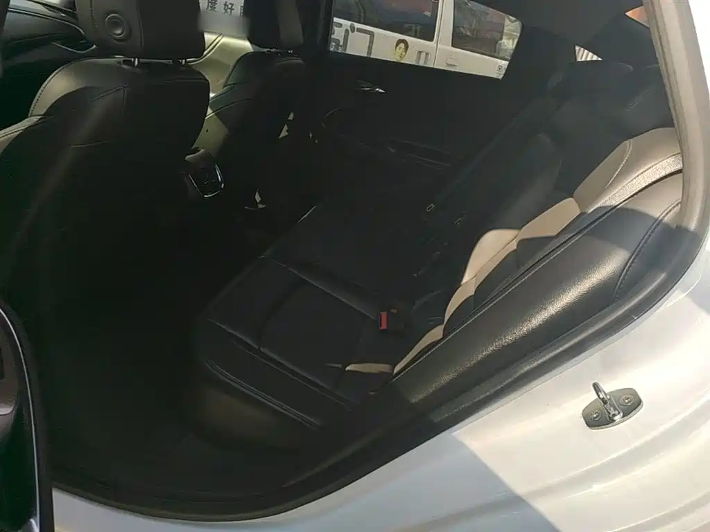 Chevrolet Malibu XL 2018 530T Auto RuiChi Edition фото 17