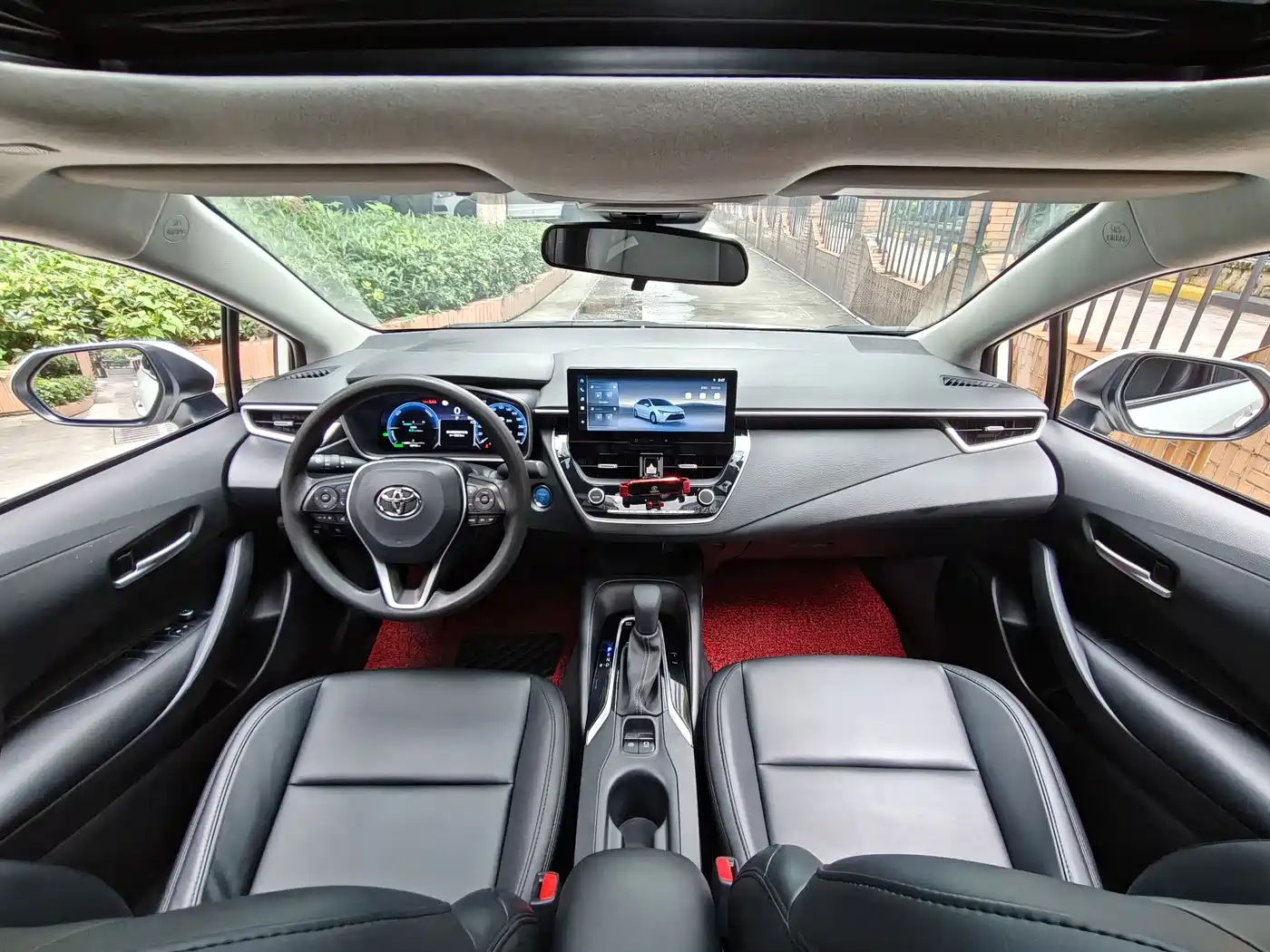 Toyota Levin 2023 Smart Hybrid 1.8L Luxury фото 18