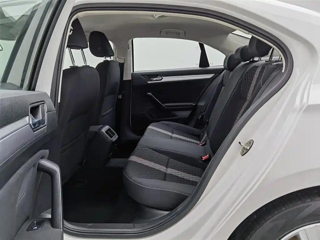 Volkswagen Lamando 2019 230TSI DSG Trend Edition China V фото 15