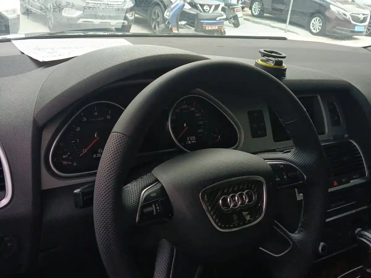 Audi Q7 2014 40 TFSI Off-road фото 5