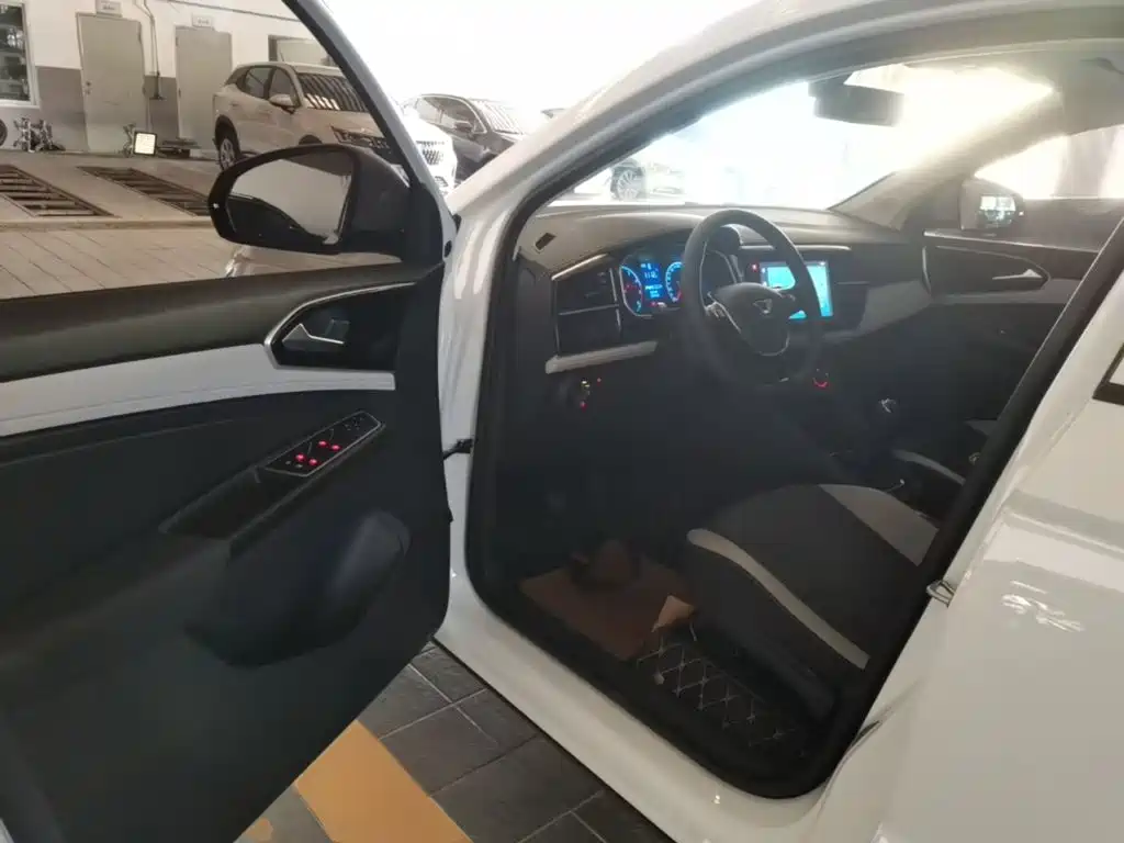Jetta VS5 2026 2026 280TSI Manual Pioneer Edition