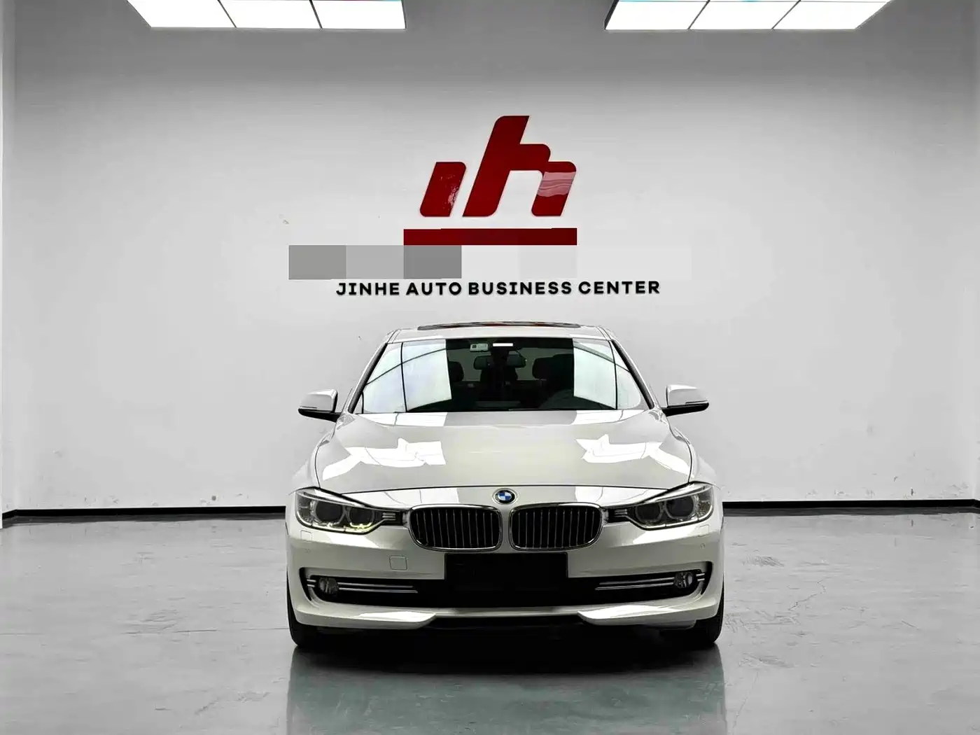 BMW 3 Series 2015 320Li Super Joy Luxury Design Package фото 2