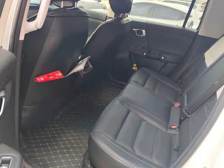 BAIC ORV Beijing Off-Road BJ30 2024 1.5T Magic Core Electric Drive Advanced Edition фото 11