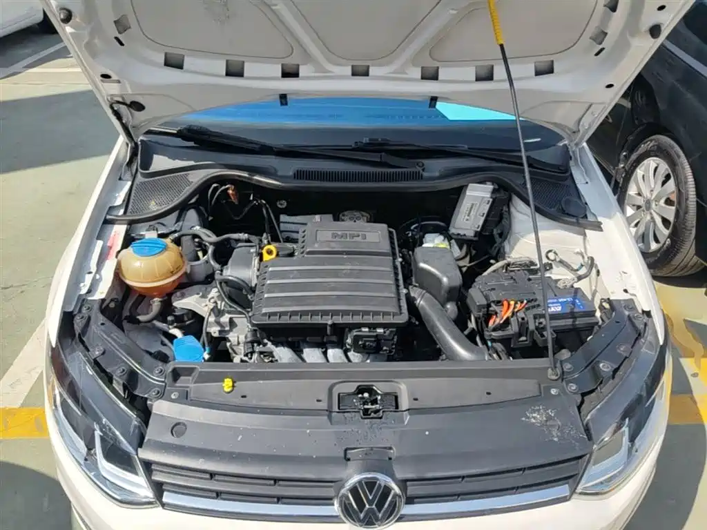 Volkswagen Polo 2016 1.6L Automatic Comfort фото 20
