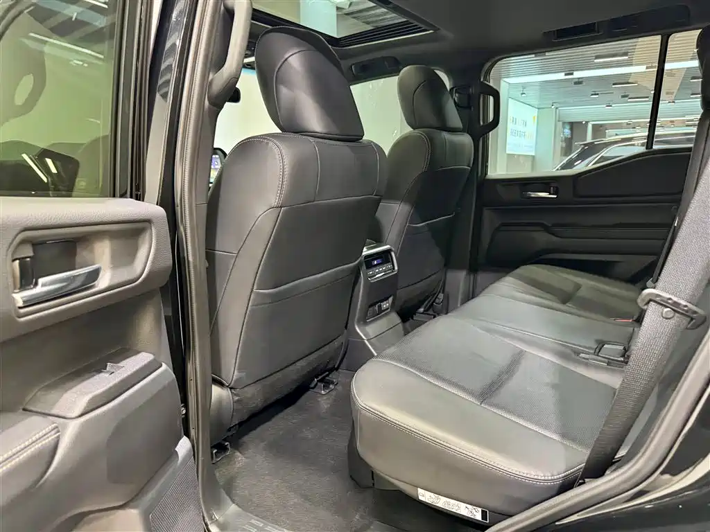 Toyota Prado 2024 2.4T All-Terrain TX Edition 5-Seater фото 19