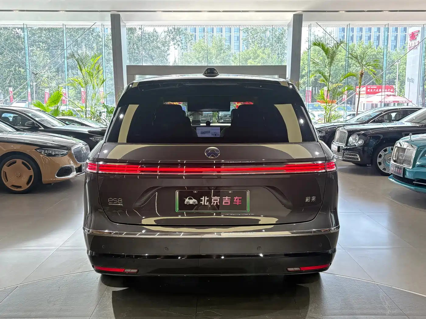 NIO ES8 2025 2025 Base Model