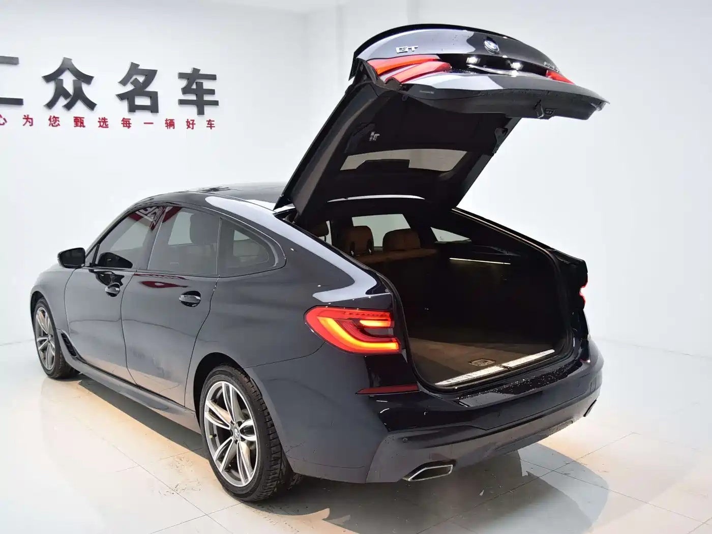 BMW 6 Series GT 2019 630i M Sport Package фото 19