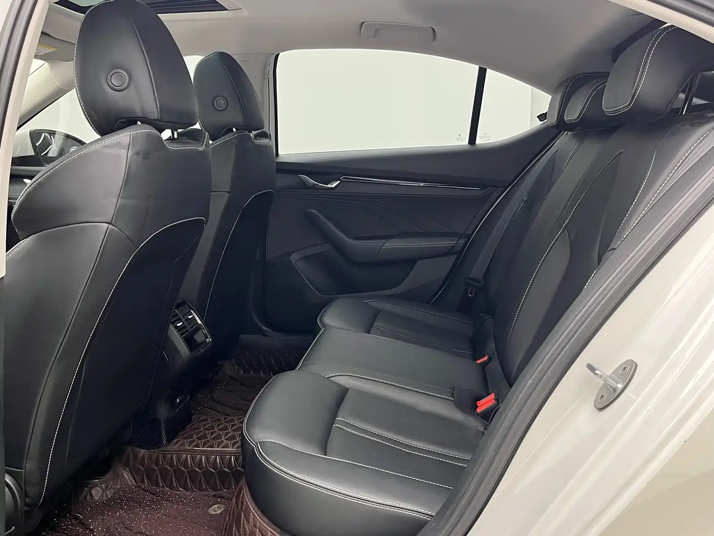 Škoda Octavia 2022 PRO TSI280 Premium Edition фото 9