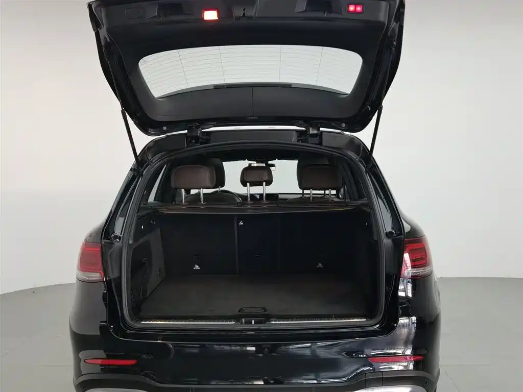 Mercedes-Benz GLC 2022 Model GLC 260 L 4MATIC Luxury Edition фото 16