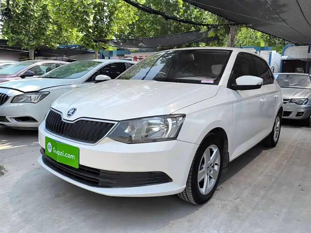 Škoda Fabia 2017 1.4L Auto Car Enjoy Edition