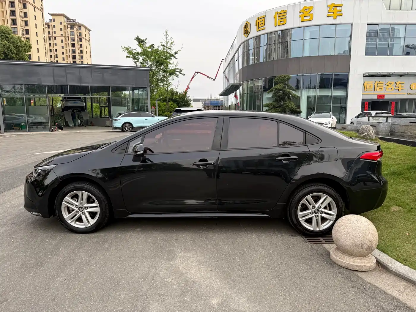Toyota Levin 2021 185T CVT Progressive Edition фото 3
