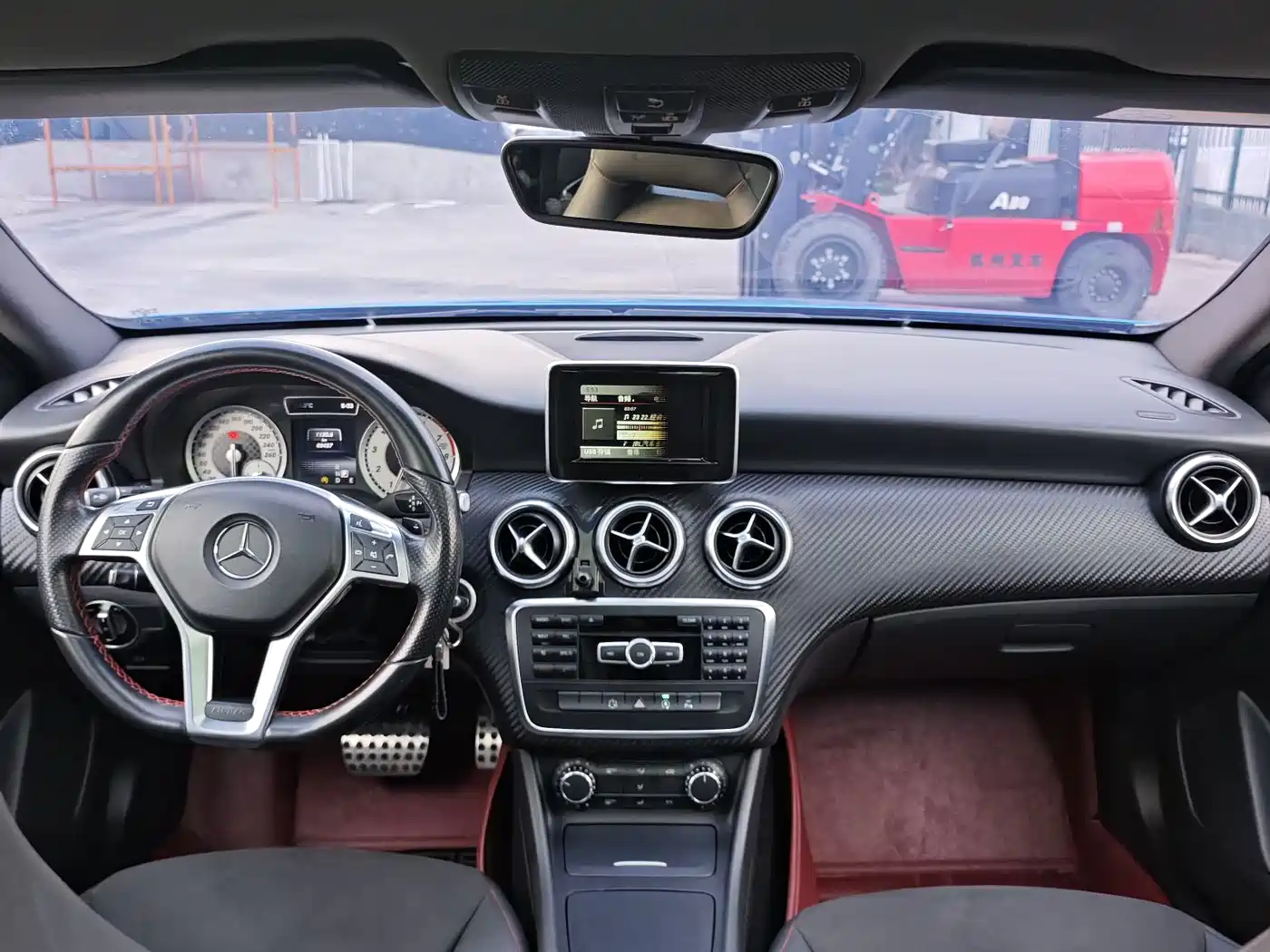 Mercedes-Benz A-Class (Import) 2015 A 200 Sport фото 8
