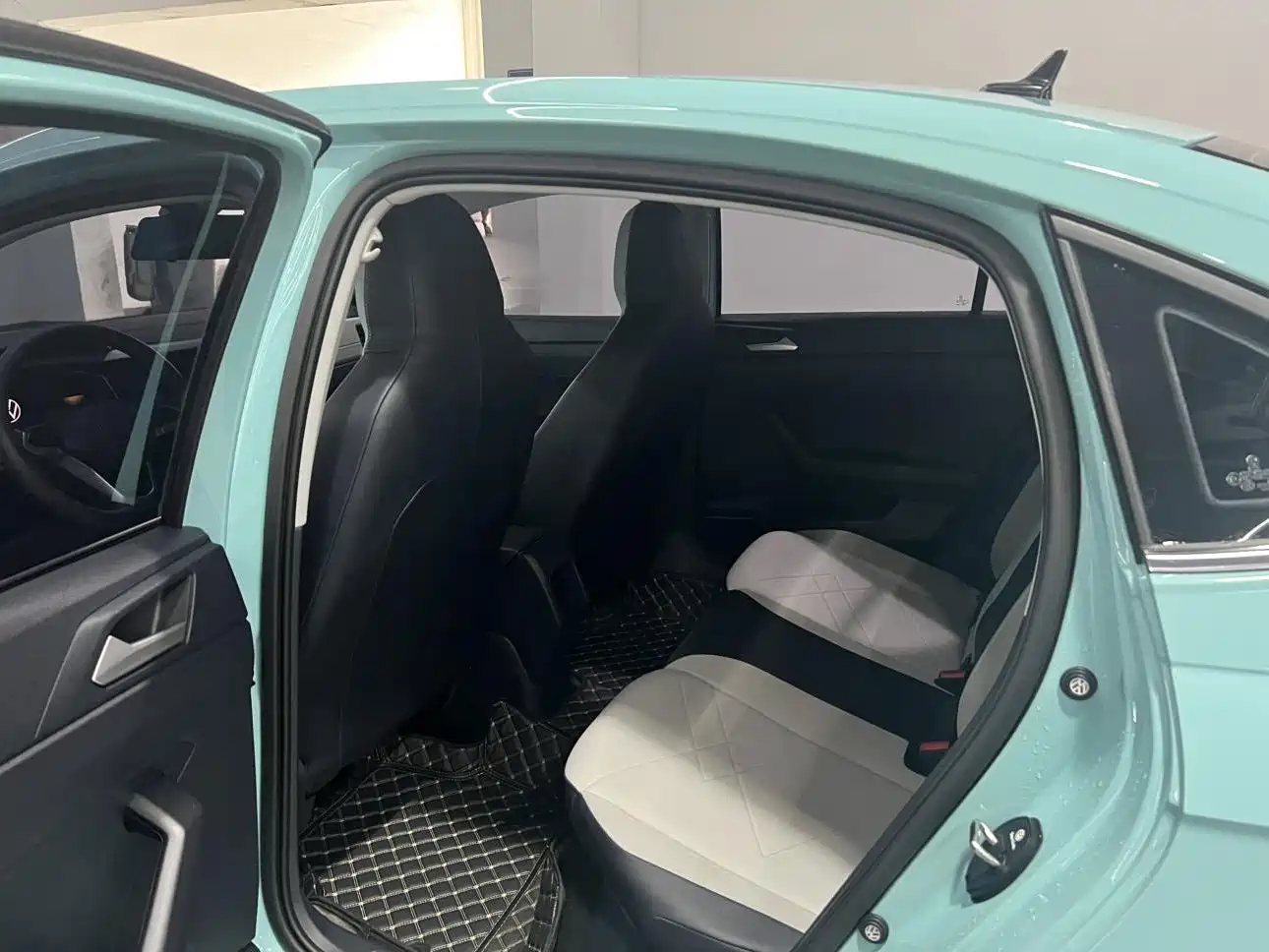 Volkswagen Lavida 2023 New Trend 1.5L Auto Aspiration Edition фото 8