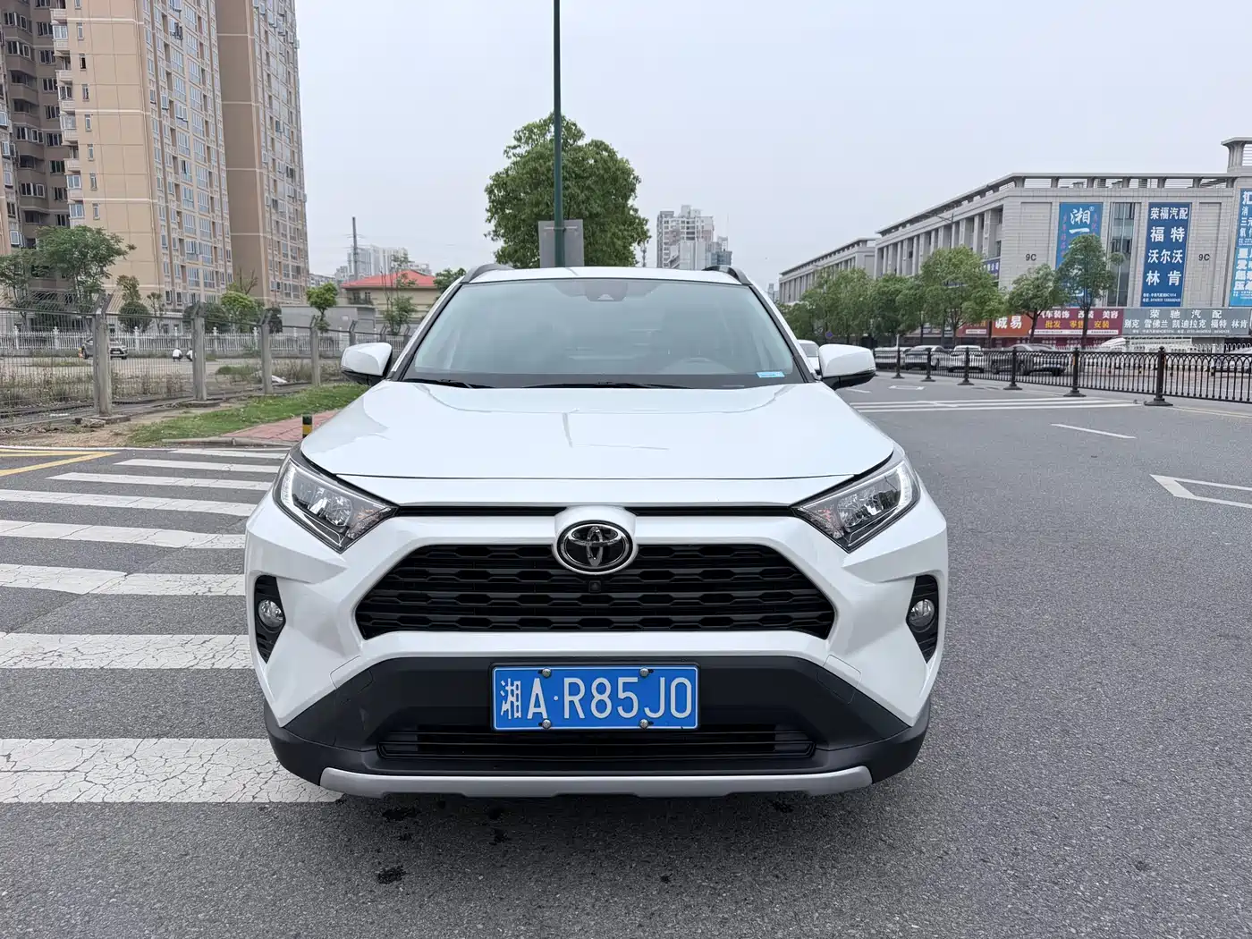Toyota RAV4 Rongfang 2023 2.0L CVT 2WD Fashion Edition фото 2