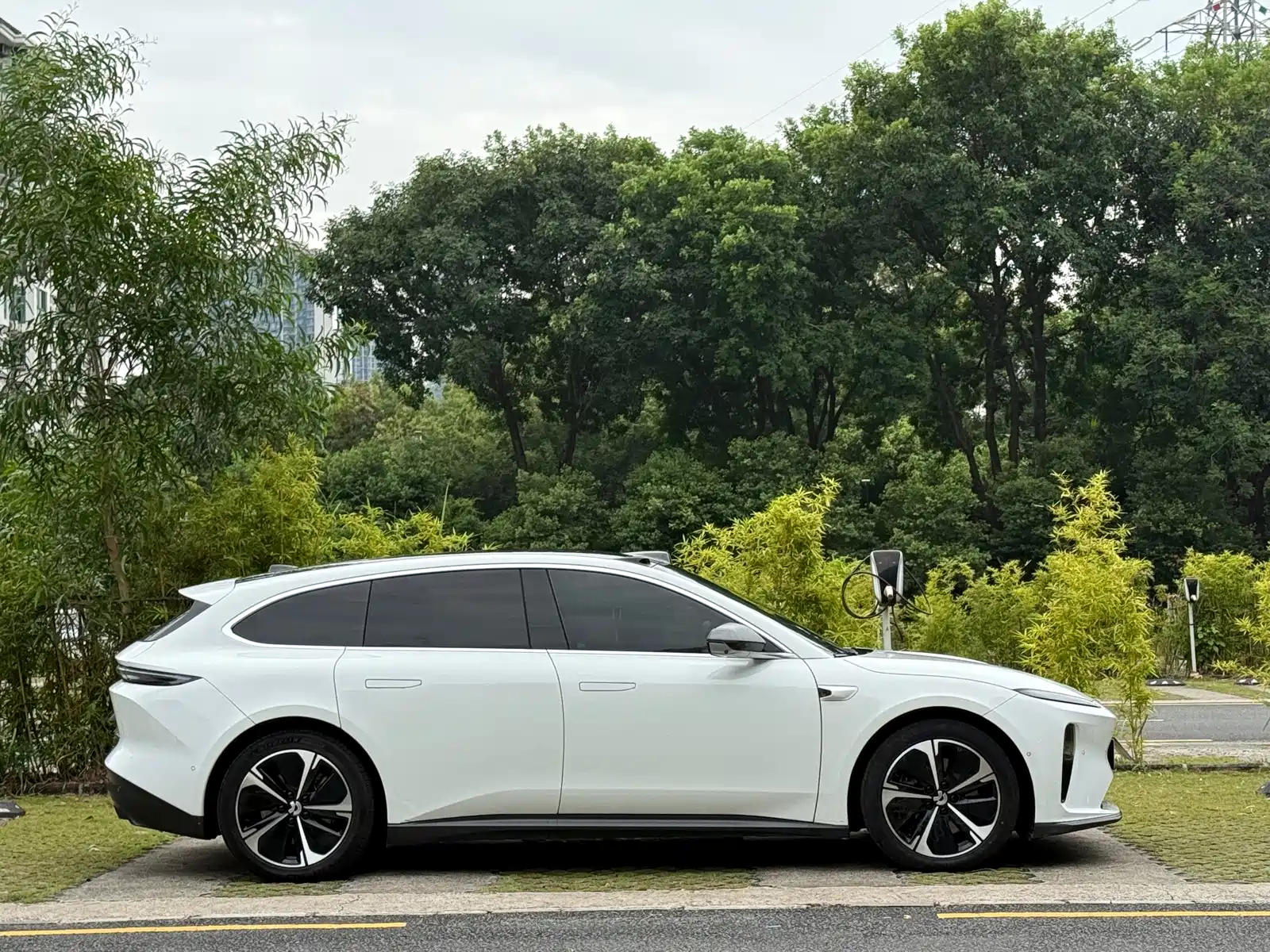 Фото 6 - NIO ET5T