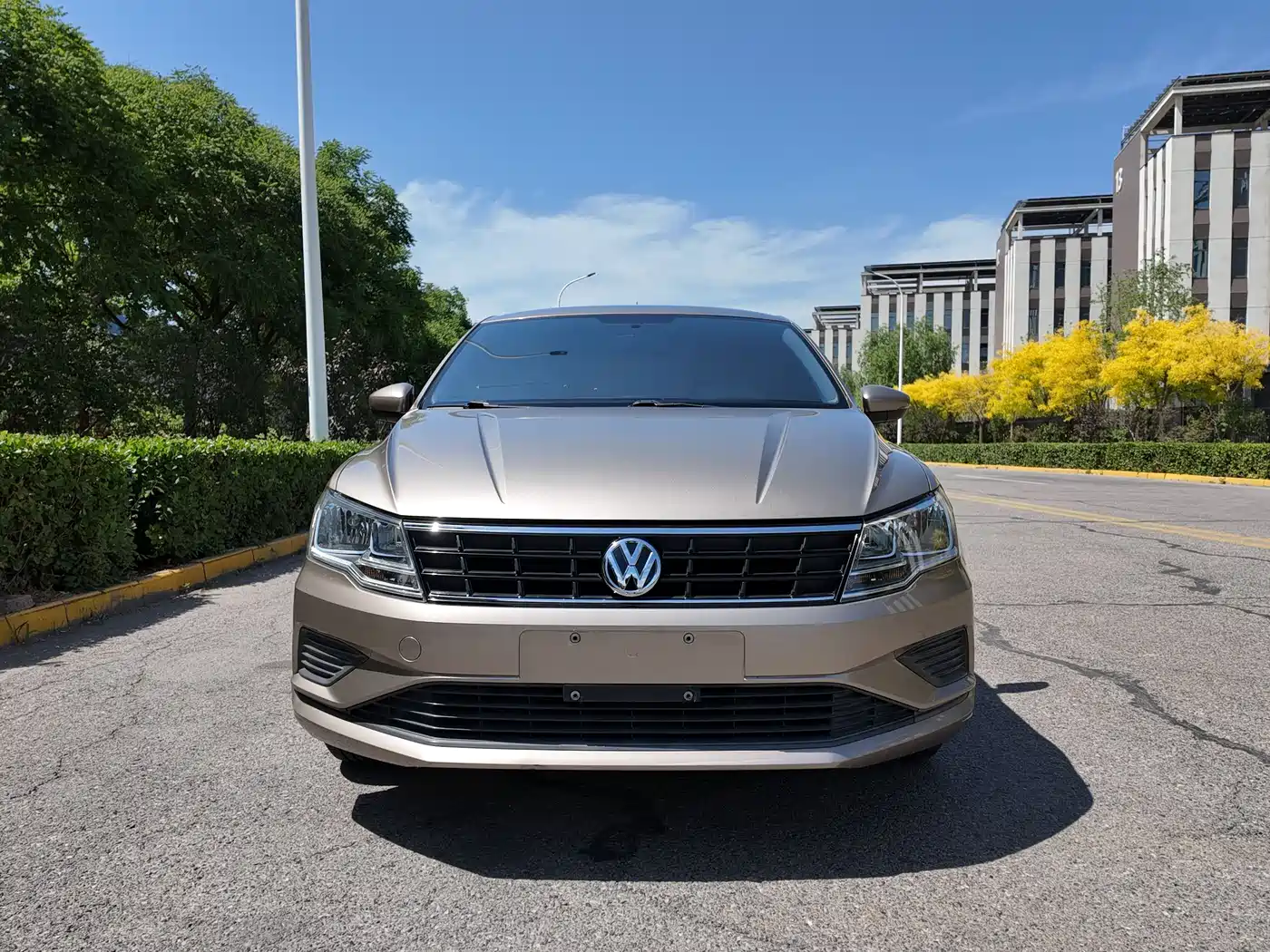 Volkswagen Jetta 2019 Dream Edition 1.4L Manual Fashion фото 2