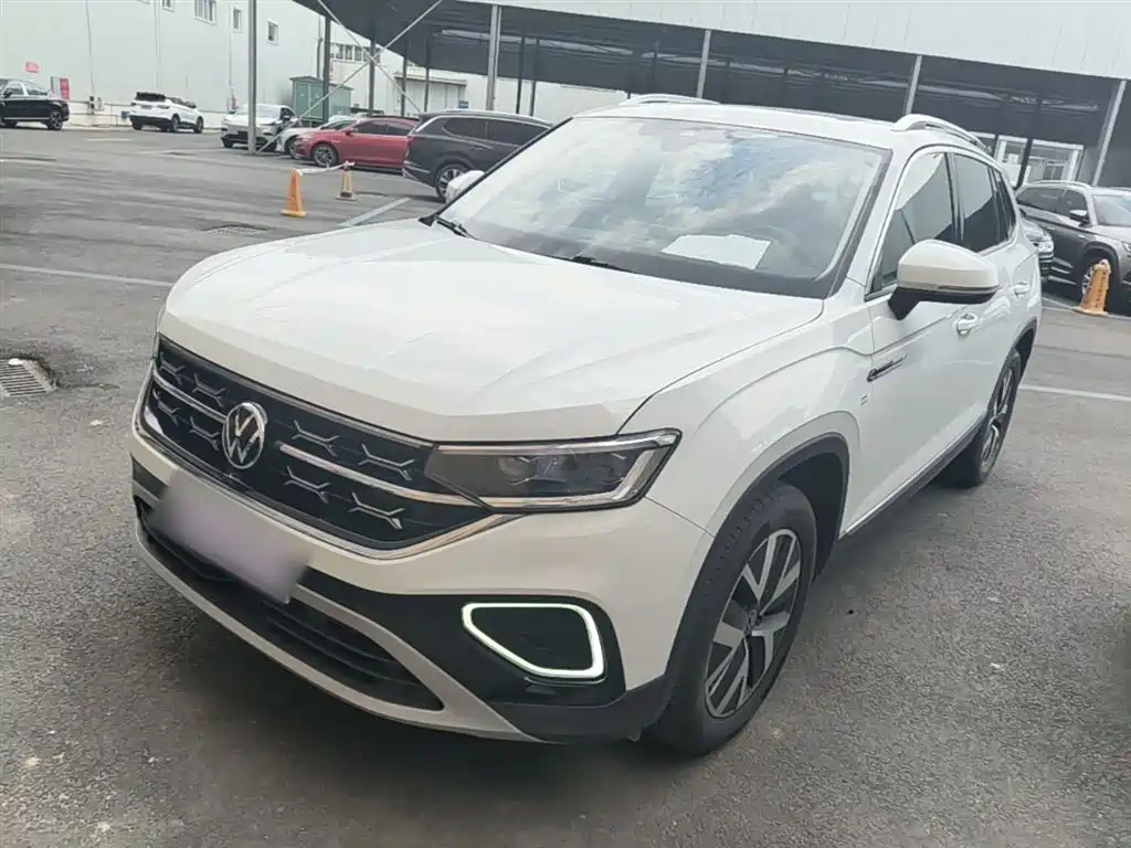 Volkswagen Tayron 2024 300TSI 2WD Luxury Plus Advanced