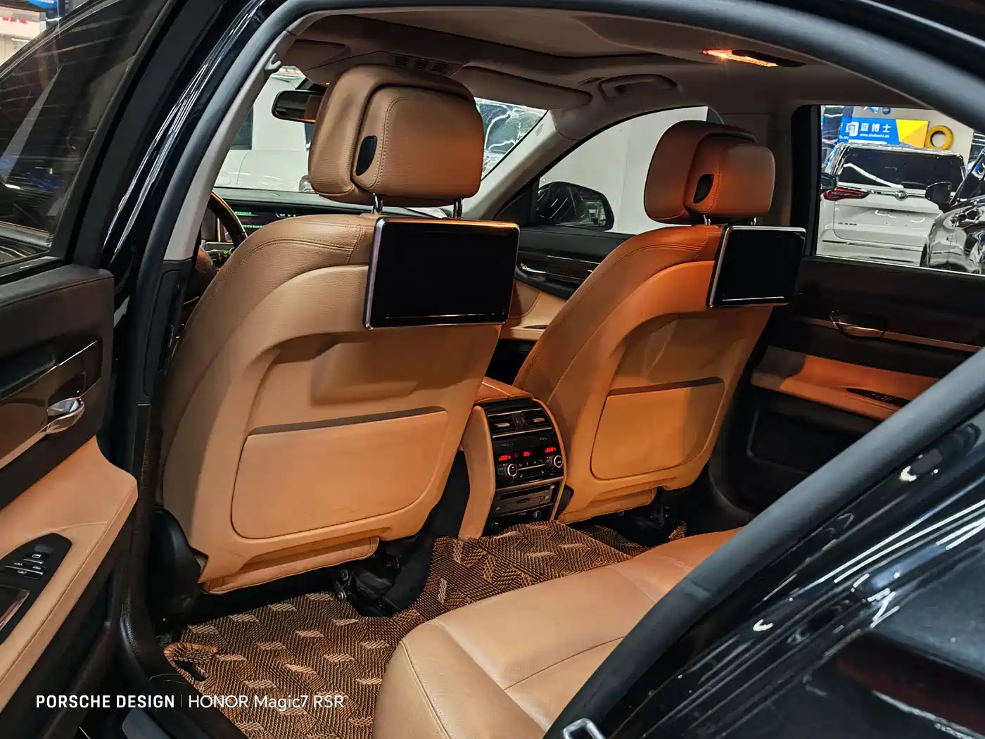 BMW 7 Series 2014 730Li Premium фото 3