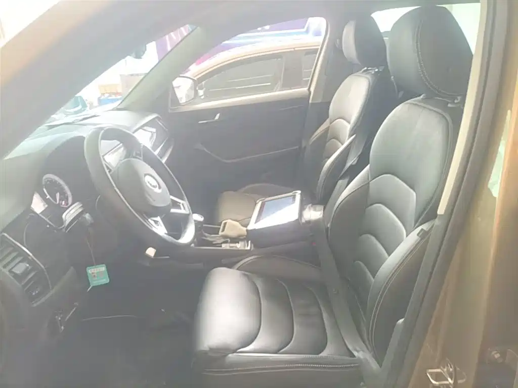 Škoda Kodiaq 2017 TSI330 7-seater 2WD Luxury Edition фото 15