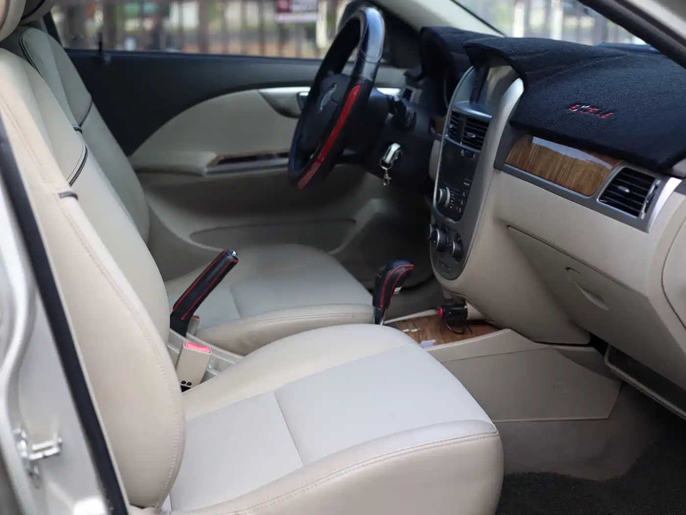 Buick Excelle 2015 1.5L Automatic Classic фото 21