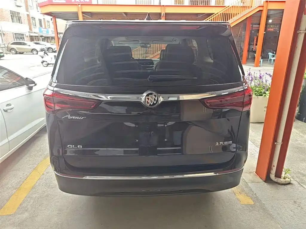 BUICK GL8