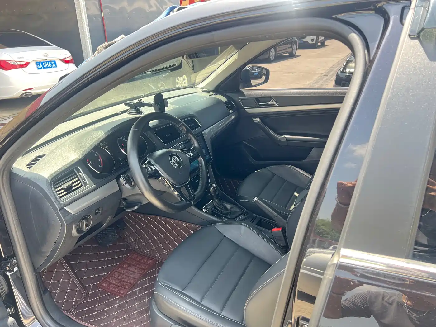 Volkswagen Lavida 2017 1.6L Automatic Trend Edition фото 10