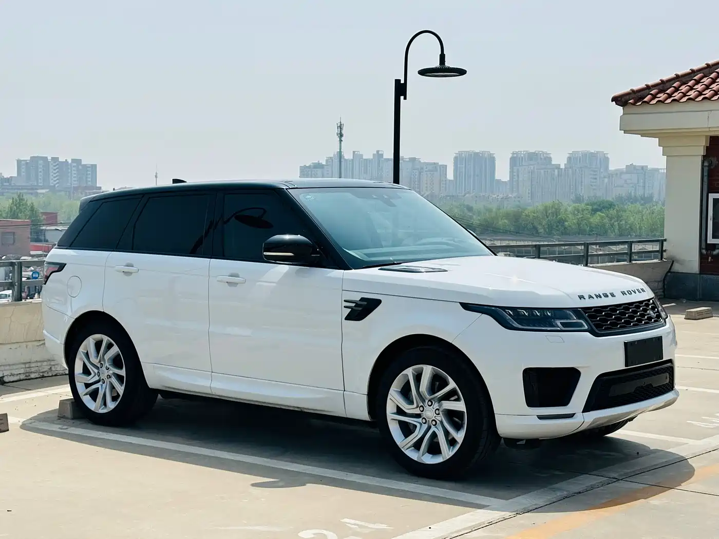 Land Rover Range Rover Sport 2020 3.0 L6 HSE DYNAMIC фото 3