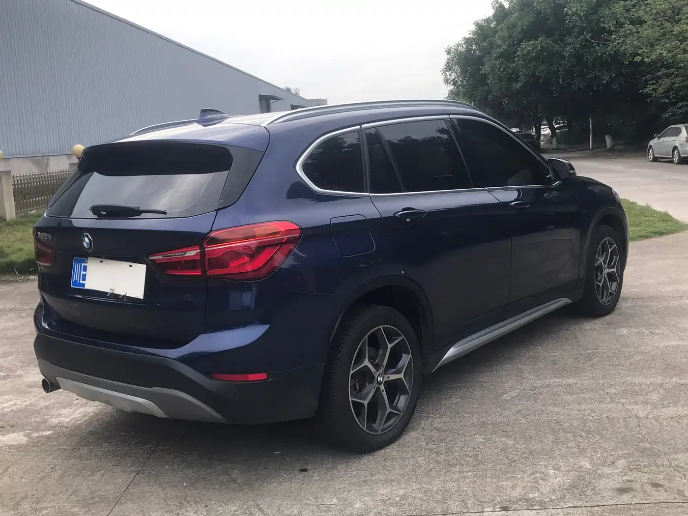 BMW X1 2018 sDrive18Li Premium Model фото 4