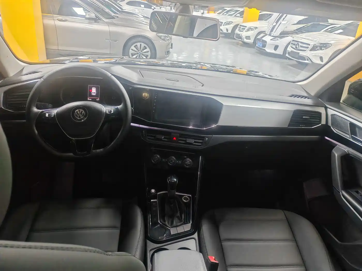 Volkswagen Tayron 2019 330TSI 2WD Luxury China VI фото 3
