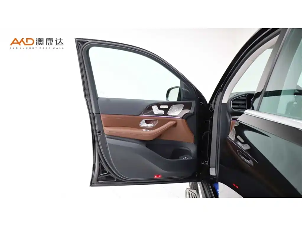 Mercedes-Benz GLE 2025 Facelift GLE 350 4MATIC Dynamic Model фото 10