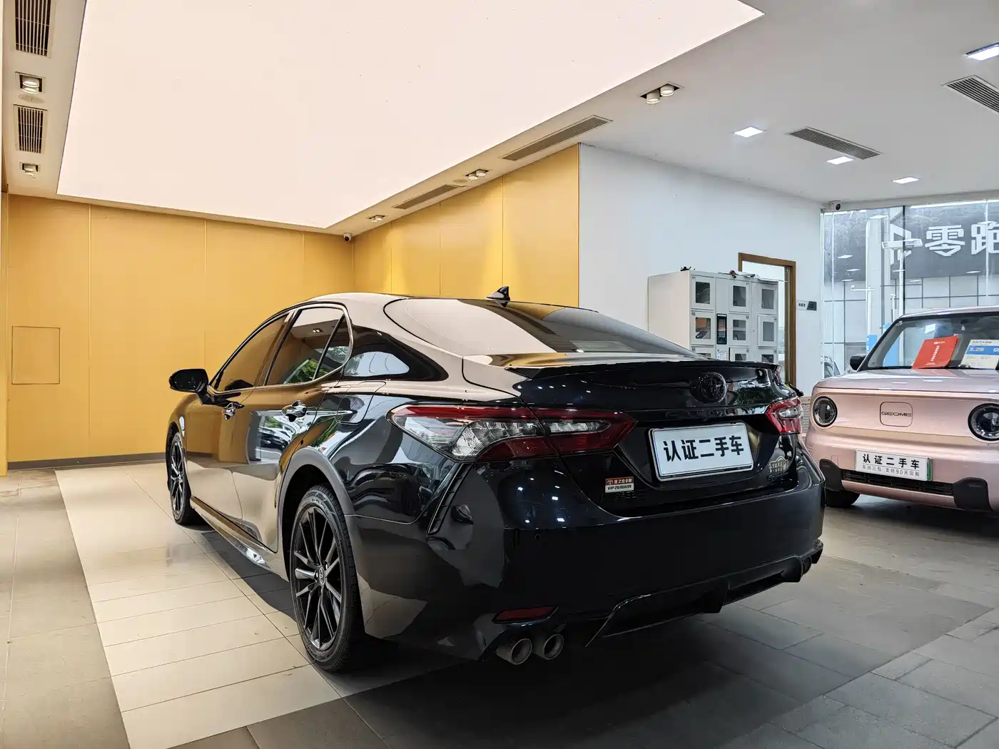 Toyota Camry 2022 2.0S Knight Edition фото 26