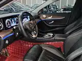 Фото 3 - Mercedes-Benz E-Class